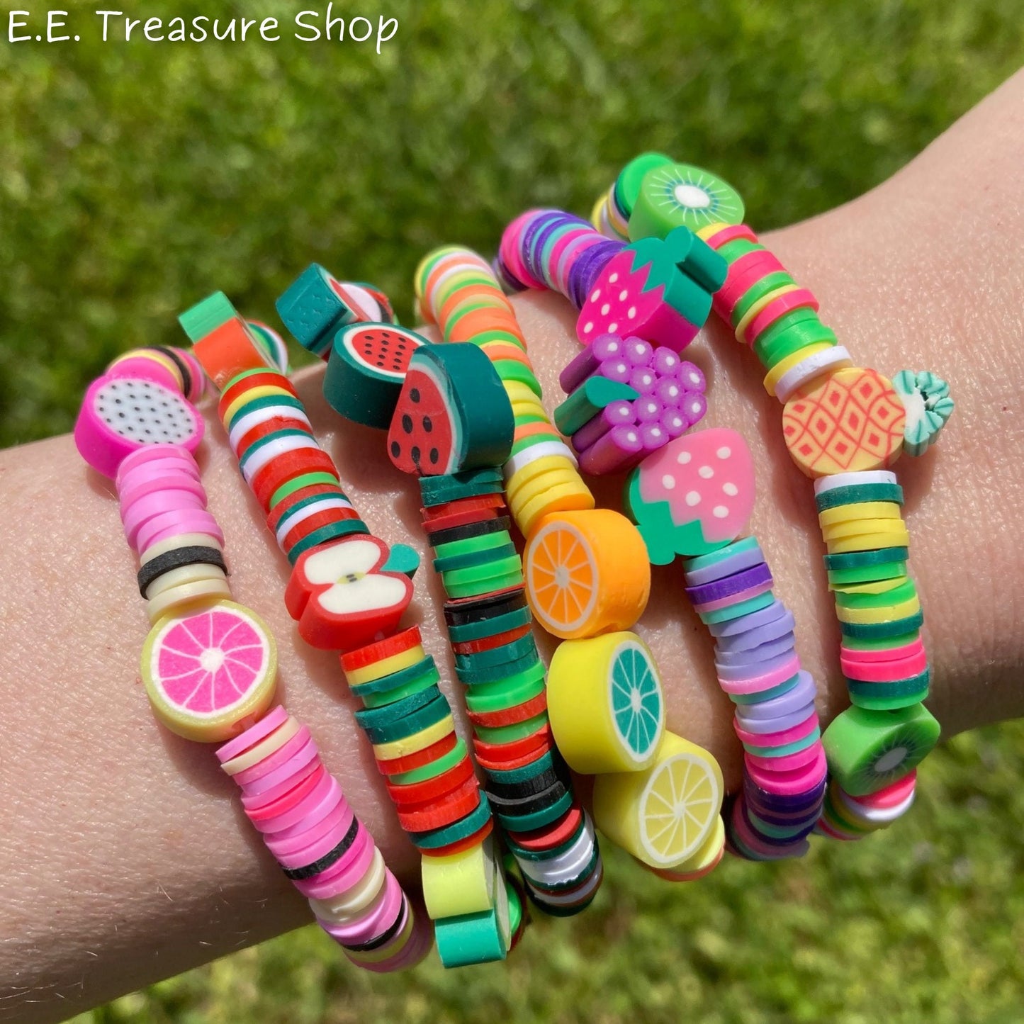 Heishi Clam Shell Bracelets/czech Flower Beads/dainty Fun Bracelets/friendship  Bracelets/stack Bracelets/great Gift Idea 